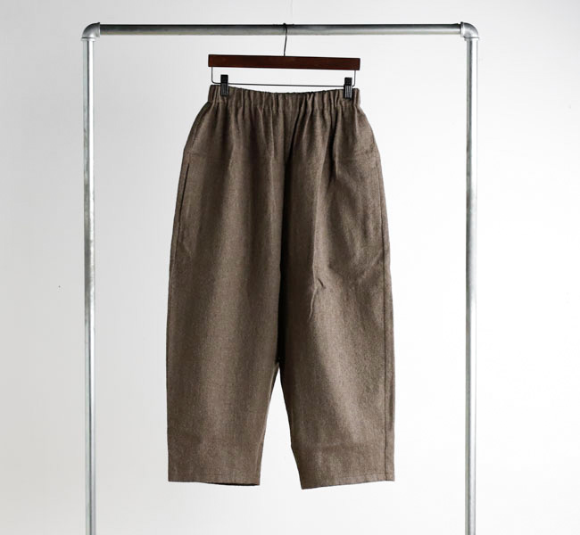 Veritecoeur ヴェリテクール ST-196 WOOLパンツ