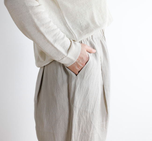 evam eva エヴァムエヴァ リネンシルクタックパンツ linen silk
