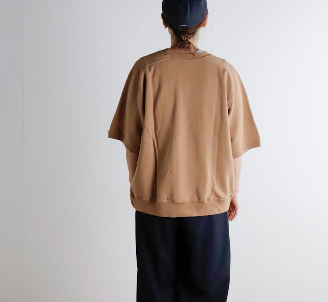UNDYED STANDARD アンダイドスタンダード URAKE S/S EMB SWEAT (BROOKS