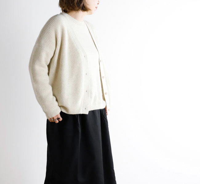 evam eva エヴァムエヴァ E253K200 ウール フォックス カーディガン