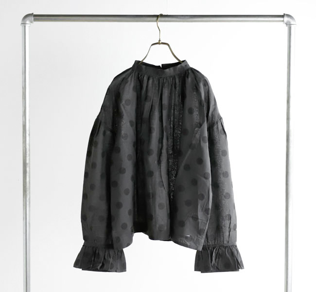 SALE30%OFF //Veritecoeur ヴェリテクール VC-2686B ギャザーブラウス ドット VC-2686B<br>ギャザーブラウス - COLLECTION - Veritecoeur