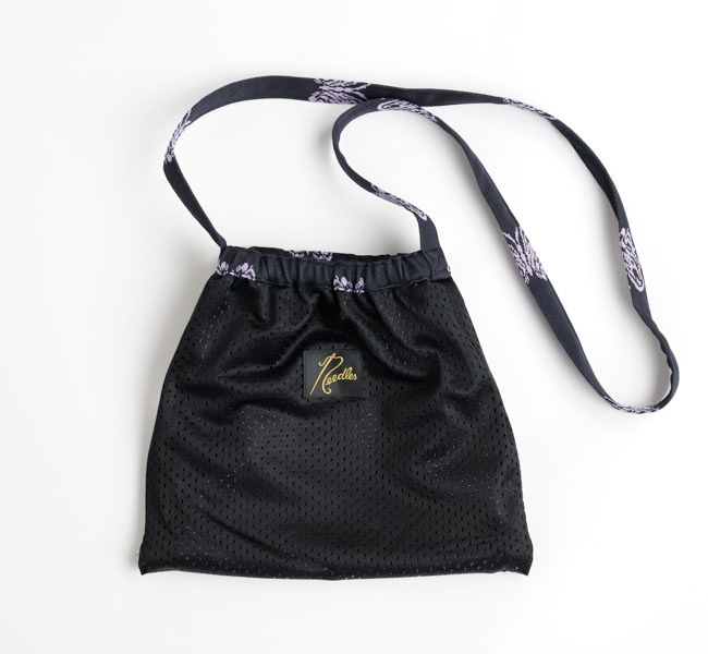 【別注】Needlesニードルズ Jaq Cat Pochetteポシェット Needles（ニードルズ）〉別注 Poly/Jaq Cat Pochette - Charcoal