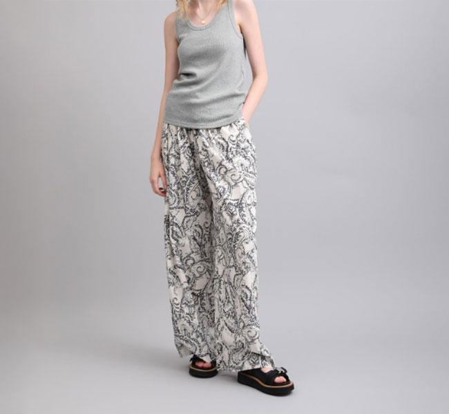 SACRA サクラ 126119111 ワイドパンツ BLURRED PAISLEY PANTS