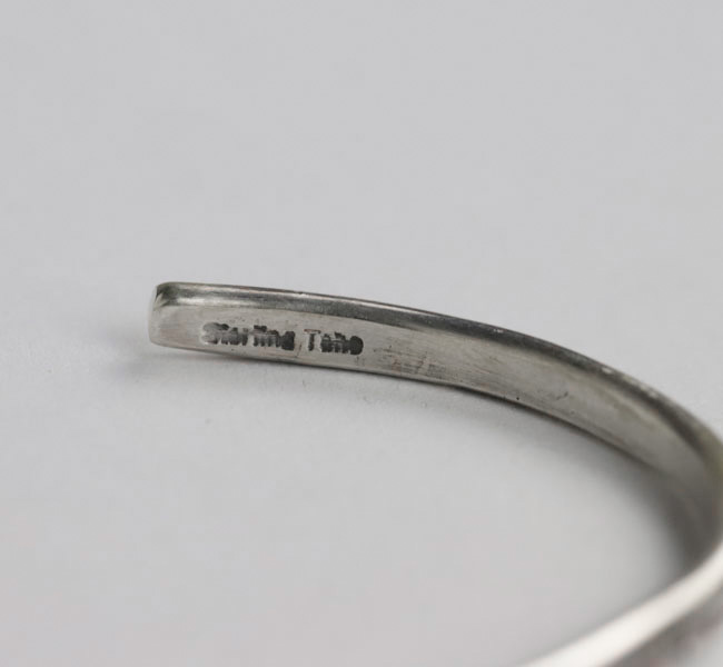 Bobbie Tewa バングル/ インディアンジュエリー ホピ・バングル ホピのブレスレット