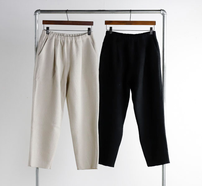 クリーニング済み　evan eva ウールパンツ　ブラック クリーニング済み evan eva ウールパンツ ブラック