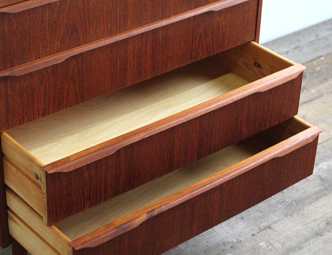 デンマーク　チーク材　チェスト　北欧家具　北欧ビンテージ デンマークヴィンテージ チェスト 4段 チーク材 収納 北欧家具 モダン