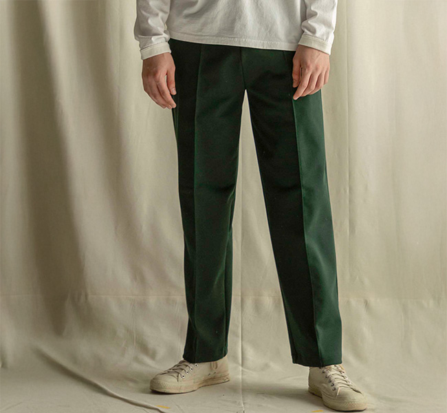 Man シングル シングルニーパンツ