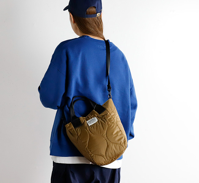 「 FREDRIK PACKERS 」 キルティング トートバッグ 　ベージュ SETUP7｜FREDRIK PACKERS/70D MISSION TOTE QUILTING ミッション