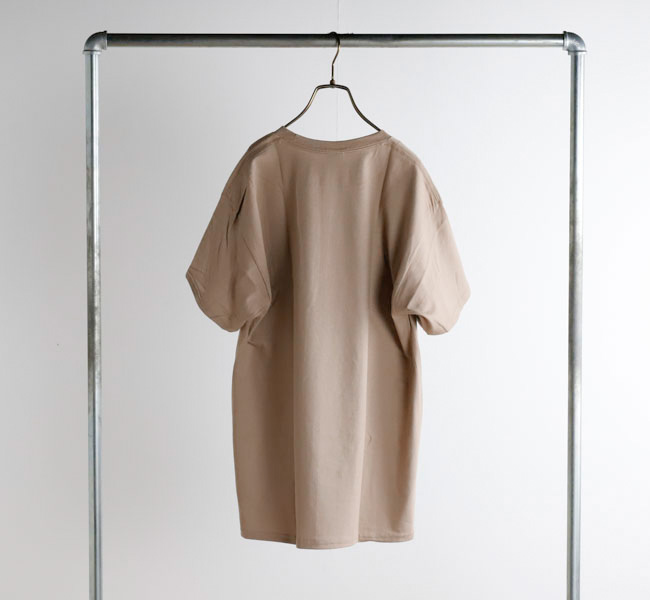 エブリデイアイライク　カシミヤ混　bet-tシャツ　ベージュ エブリデイアイライク カシミヤ混 bet-tシャツ ベージュ