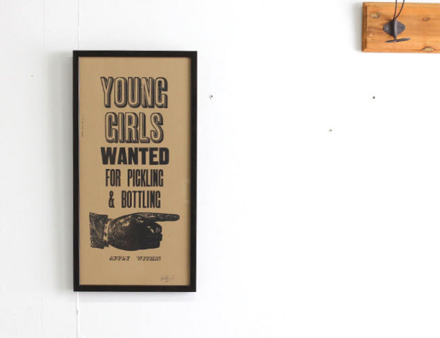 A TWO PIPE PROBLEM LETTERPRESS 　YOUNG GIRLS WANTED  POSTER  Mサイズ 再入荷