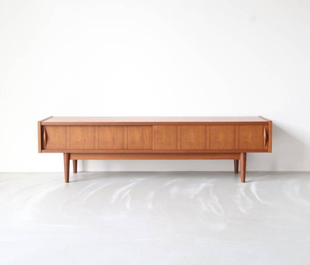 SAC WORKS TVボードサイドボード