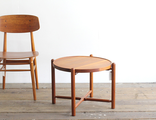 デンマークヴィンテージ サイドテーブル　127 北欧家具 中古家具