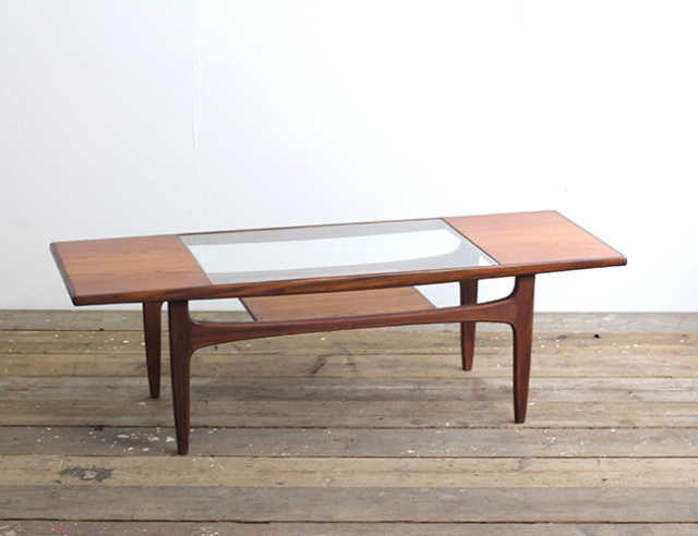 イギリスヴィンテージ　G-PLAN ガラストップコーヒーテーブル　レクタングル　