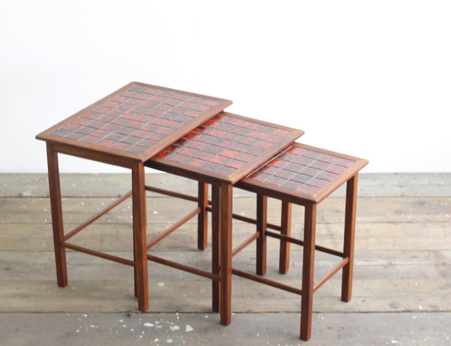 デンマークヴィンテージ タイルトップ　ネストテーブル OL150 北欧家具 中古家具