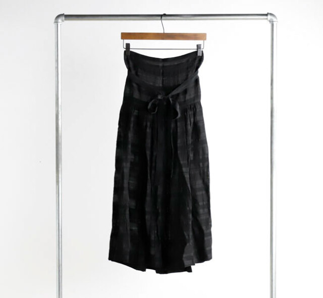 SALE30%OFFVeritecoeur ヴェリテクール VC-2853 バックシャーリングレーススカート
