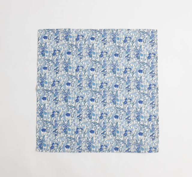SALE 40%OFFVeritecoeur ヴェリテクール VC-2849 LIBERTY PRINT スカーフ