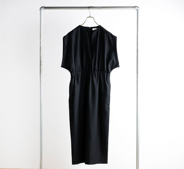 SACRA サクラ HIGH COUNT STRIPE OP シャツワンピース SACRA サクラ HIGH COUNT STRIPE OP シャツワンピース - メルカリ