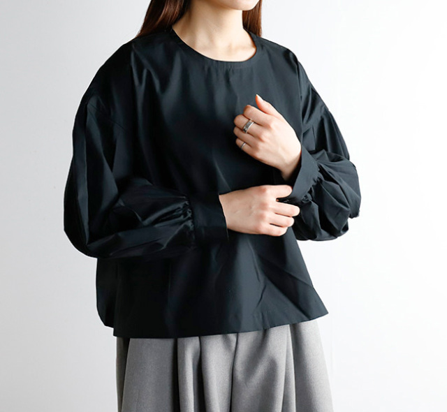 SALE30%OFFmizuiro ind ミズイロインド クルーネックパフスリーブプルオーバー　 1-230013
