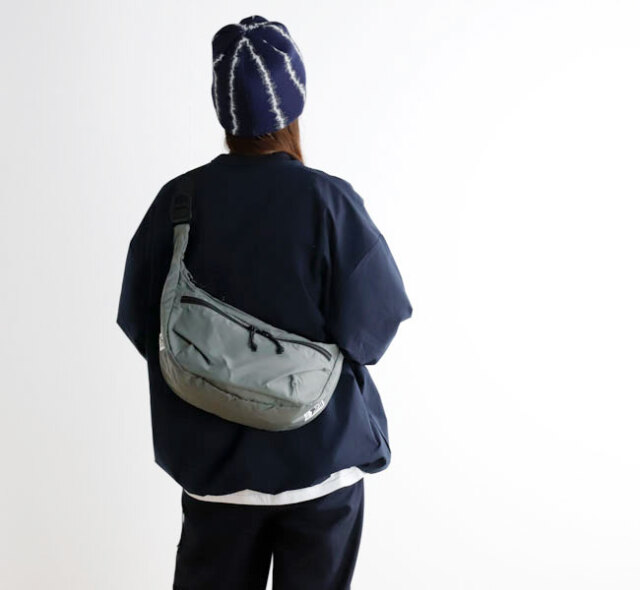 Mt RAINIER DESIGN WORKS マウントレイニアデザインワークス ハーフ ムーン バッグ  7066