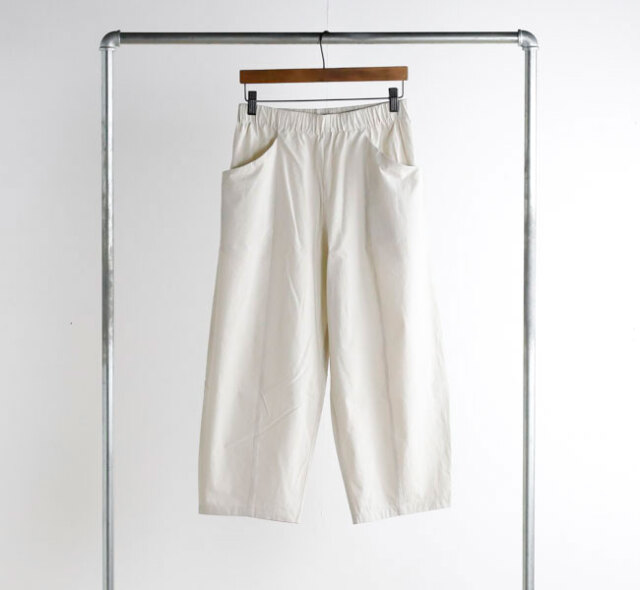 evam eva エヴァムエヴァ E261T130 コットンクロップドパンツ cotton