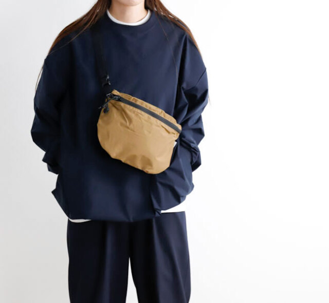 Mt RAINIER DESIGN WORKS マウントレイニアデザインワークス ワンパネル ポーチ  7158