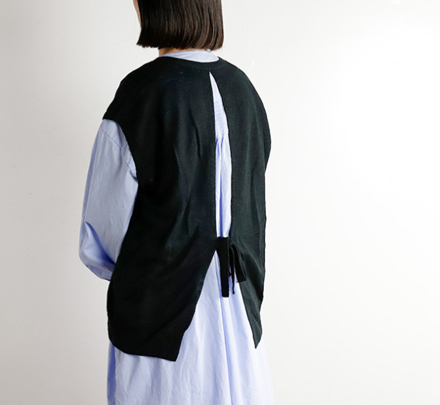 SOIL ソイル 12GG 1PLY LINEN PLAIN V-NECK VEST WITH SLIT