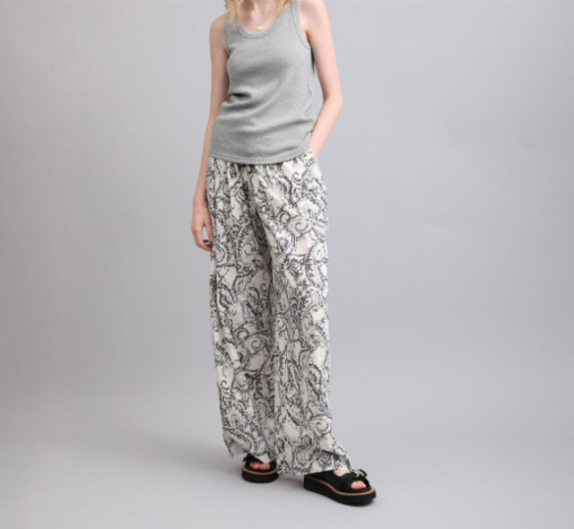SACRA サクラ 126119111 ワイドパンツ BLURRED PAISLEY PANTS
