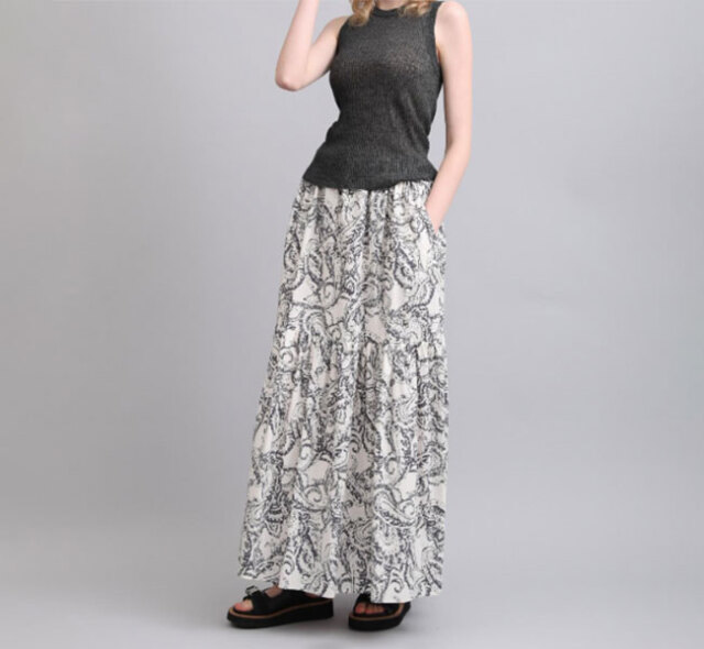 SACRA サクラ 126119122 ティアードスカート BLURRED PAISLEY SKIRT