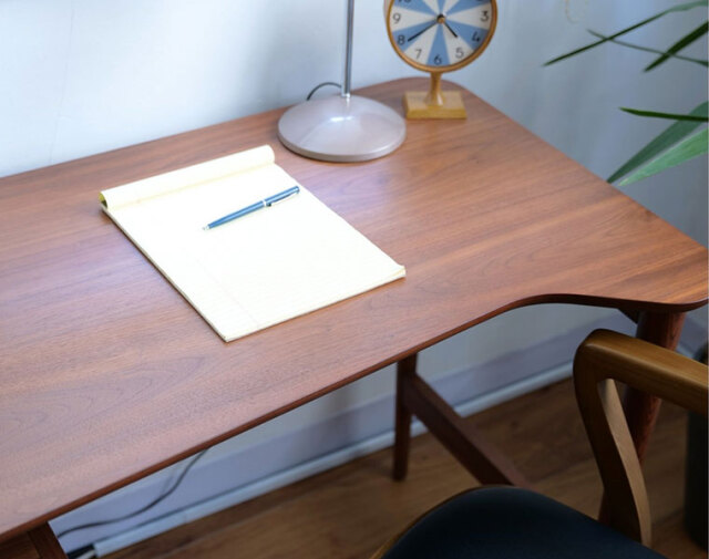 ACBROOKSDESK1.jpg?t=20210718171541