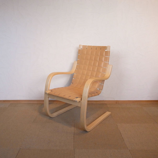 アルヴァ・アアルトの406アームチェア