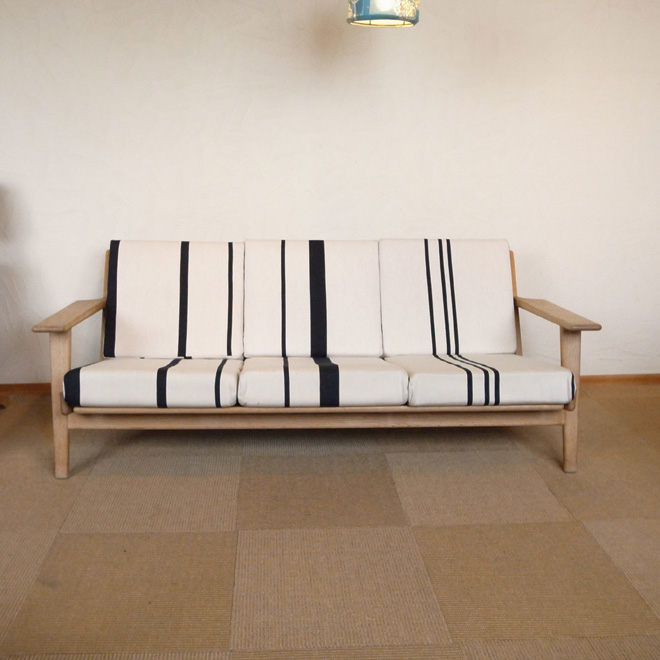 ハンス・J・ウェグナーのGE290ソファ