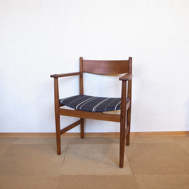 Hans J.Wegner / ハンス・J・ウェグナー カール・ハンセン CH39 アームチェア　チーク