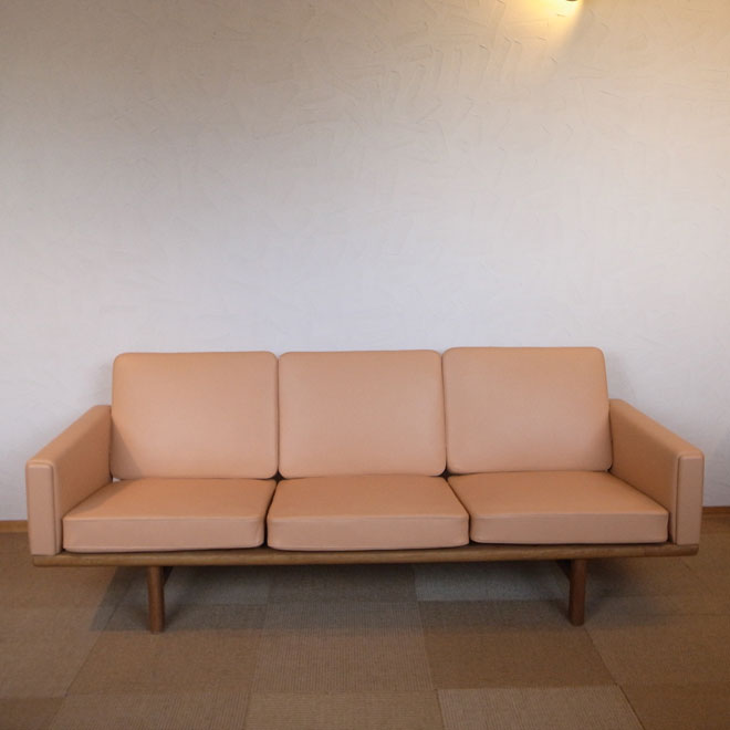 ハンス・J・ウェグナー GE236 ソファ ヴィンテージ GETAMA Hans J.Wegner GE236 sofa Oak GETAMA Gaston y Daniela