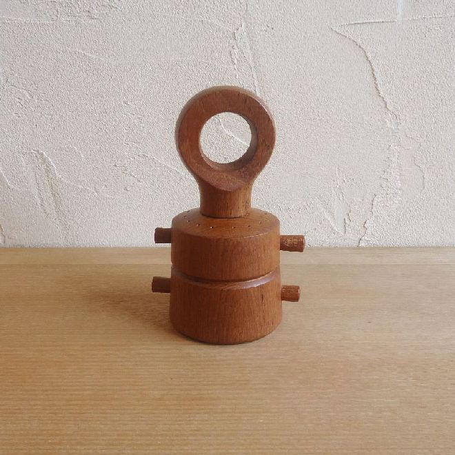 イェンス・クイストゴーのペッパーミル