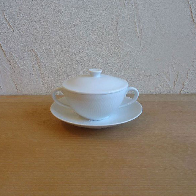 ロイヤル・コペンハーゲンのスープカップ＆ソーサー