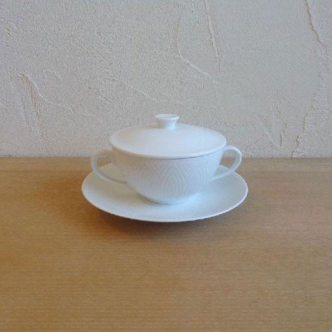 ロイヤル・コペンハーゲンのスープカップ＆ソーサー