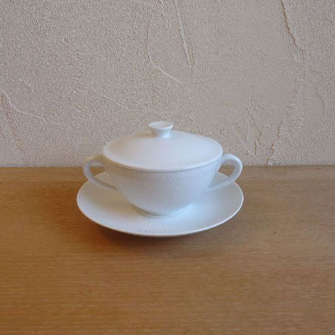 ロイヤル・コペンハーゲンのスープカップ＆ソーサー