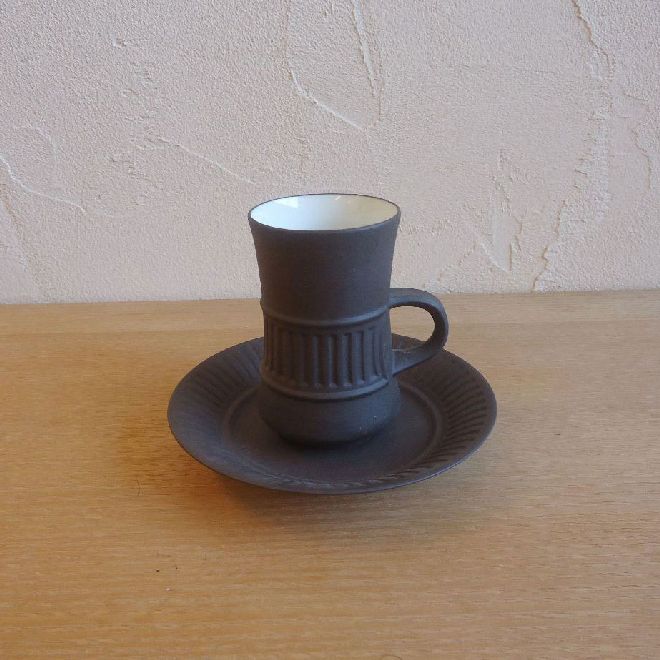 イェンス・クイストゴーのフレームストーン/カップ＆ソーサー