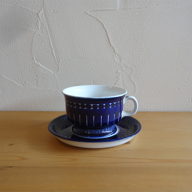 Ulla Procope / ウラ・プロコッペ ARABIA Valencia / ヴァレンシア ティーカップ&ソーサー