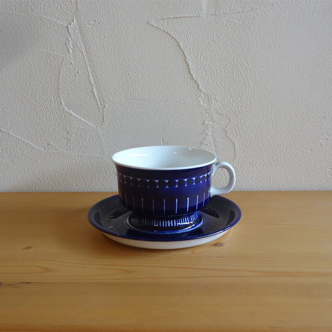 Ulla Procope / ウラ・プロコッペ ARABIA Valencia / ヴァレンシア ティーカップ&ソーサー