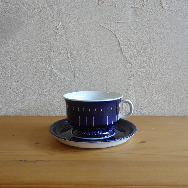 Ulla Procope / ウラ・プロコッペ ARABIA Valencia / ヴァレンシア ティーカップ&ソーサー