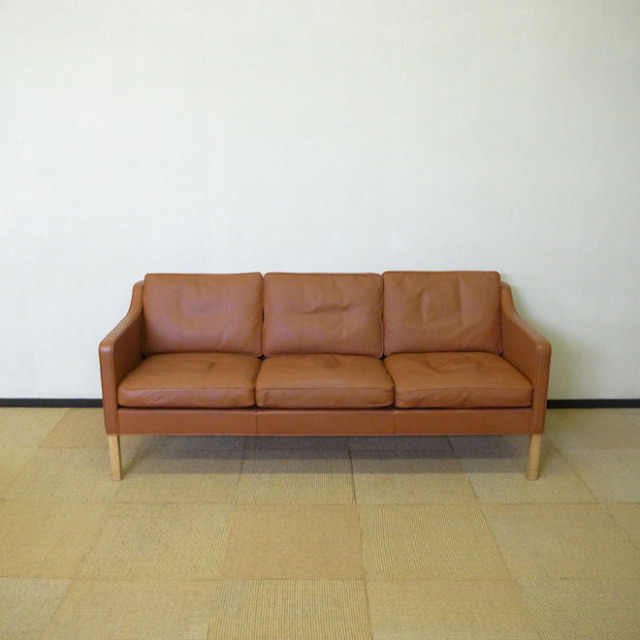 ボーエ・モーエンセンの2423ソファ