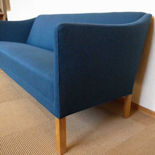 デンマーク製のソファ