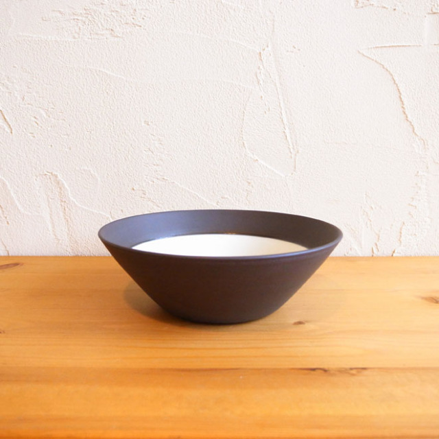 イェンス・クイストゴーのフレームストーン/サラダボウル