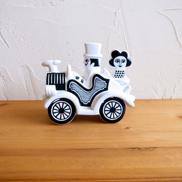 リサ・ラーソンのクルマ