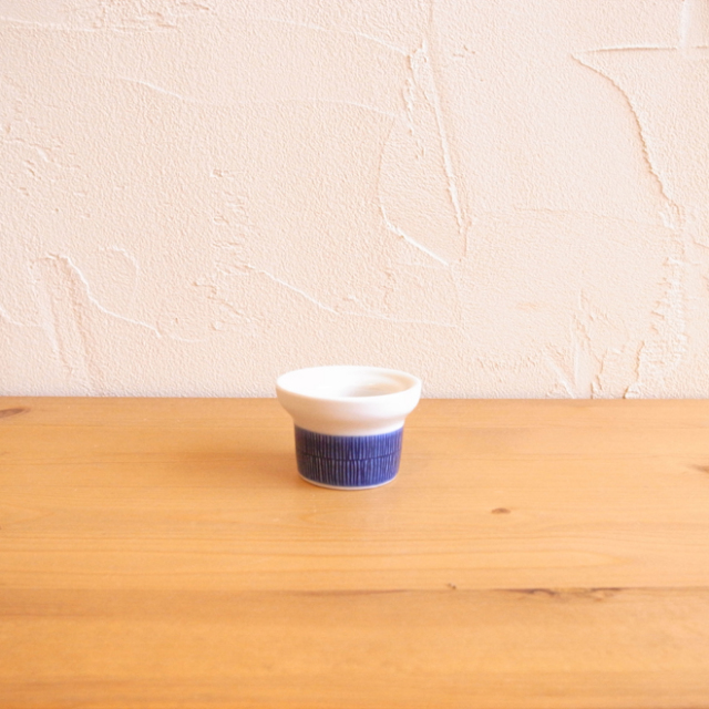 ヘルサ・ベングトソンのコカ/エッグスタンド