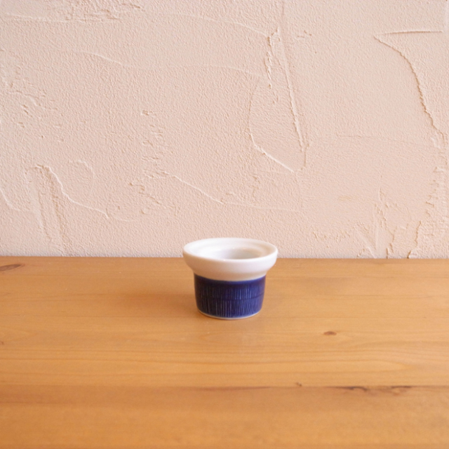 ヘルサ・ベングトソンのコカ/エッグスタンド