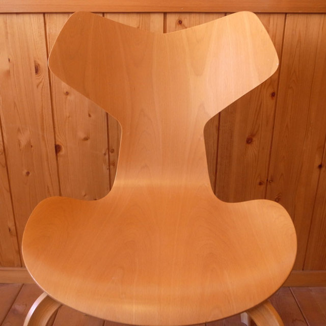 Arne Jacobsen / アルネ・ヤコブセン フリッツ・ハンセン 3134グランプリチェア