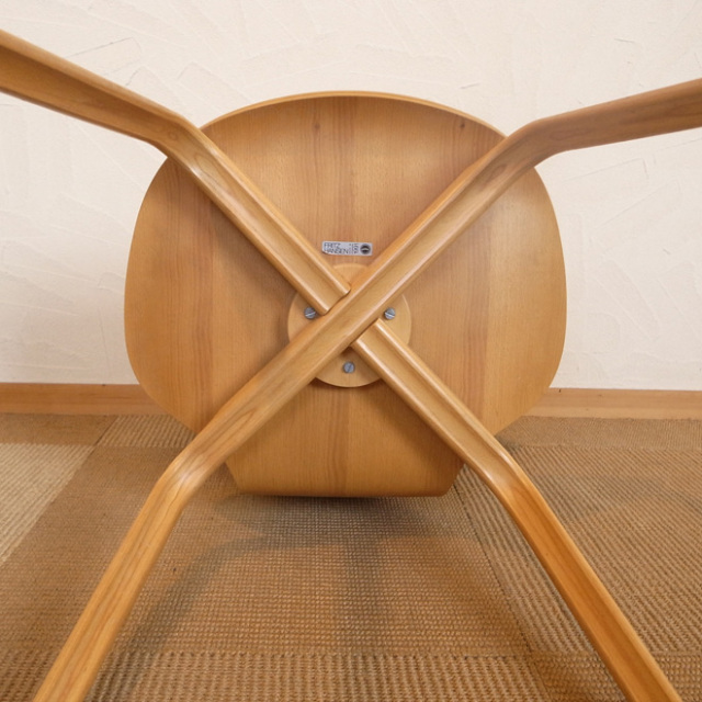 Arne Jacobsen / アルネ・ヤコブセン フリッツ・ハンセン 3131 グランプリチェア【ビーチ】