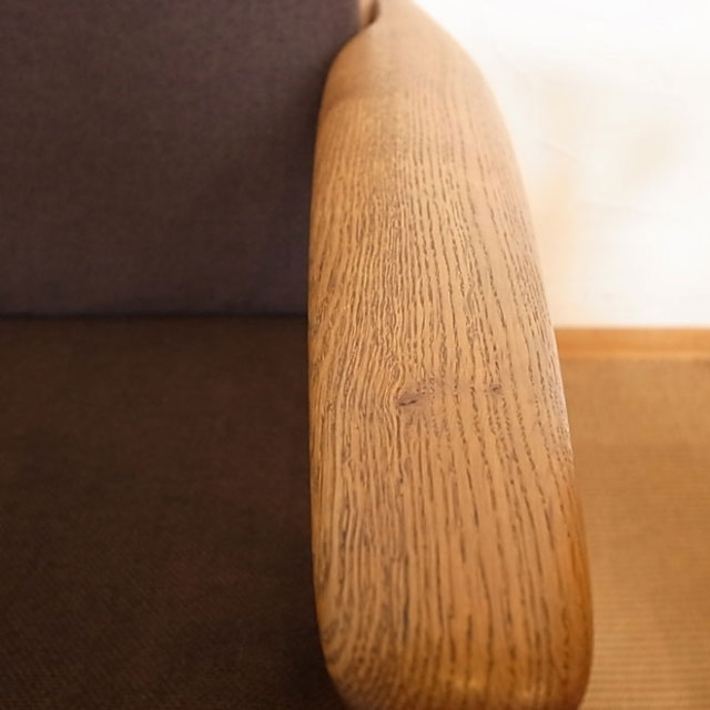 ハンス・J・ウェグナーのGE240ソファ